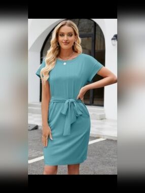 NWT/ Tie-Waist Teal Midi Dress with Round Neck / MEDIUM